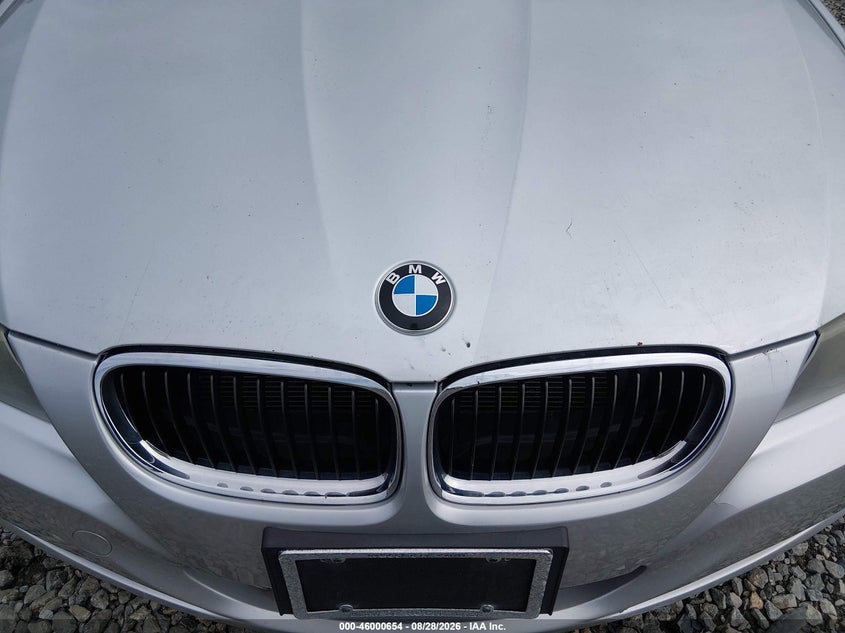 2011 BMW 3ER SEDAN 3.0L I-6 DOHC, VVT, PREMIUM , 230HP