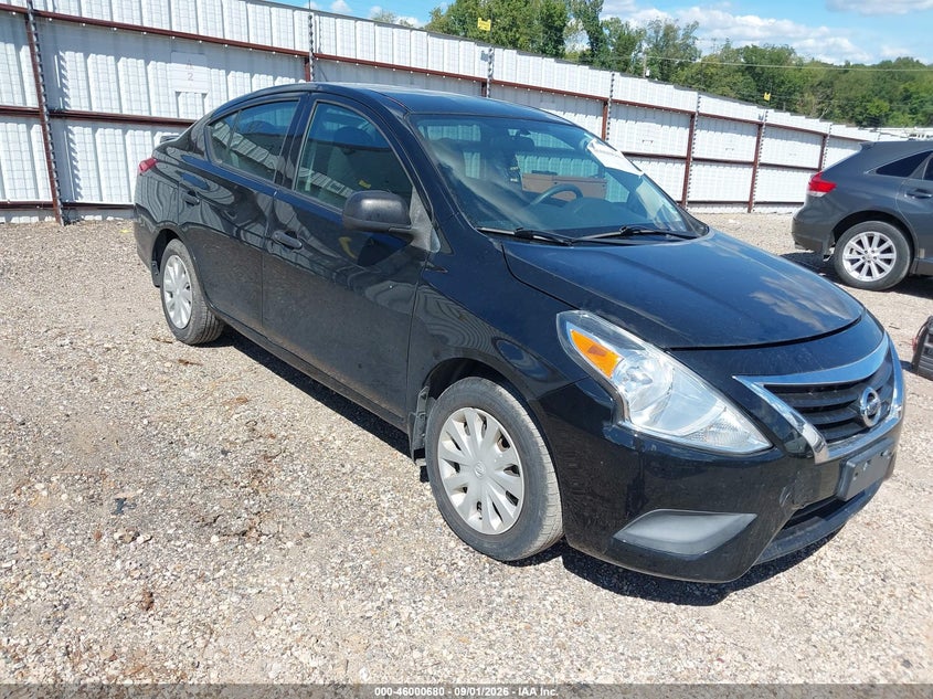 2015 NISSAN VERSA auction photo 1