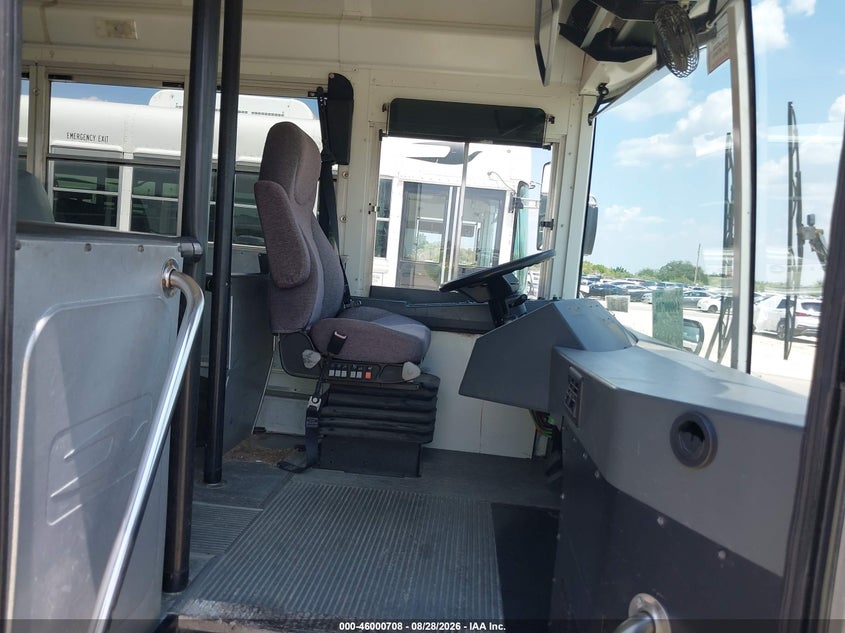 2014 BLUE BIRD SCHOOL BUS / TRANSIT BUS auction photo 5