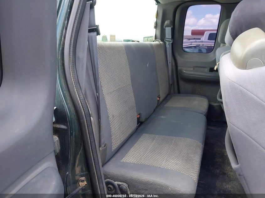 2003 FORD F-150 auction photo 8