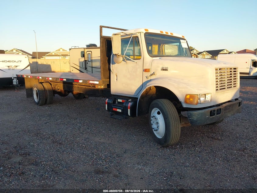 1999 INTERNATIONAL 4000 4900