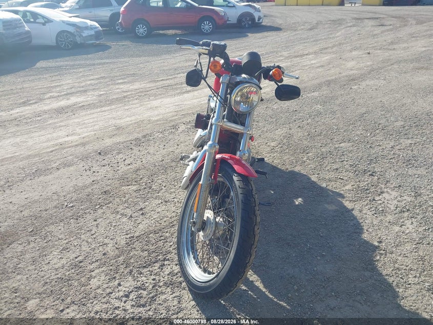 HARLEY-DAVIDSON XL883 2010