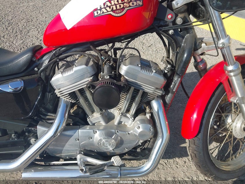 HARLEY-DAVIDSON XL883 2010