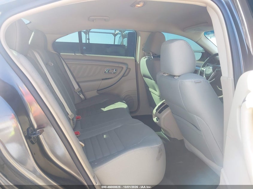 2018 FORD TAURUS auction photo 8