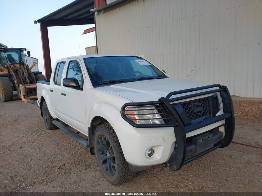2021 NISSAN FRONTIER auction photo 1