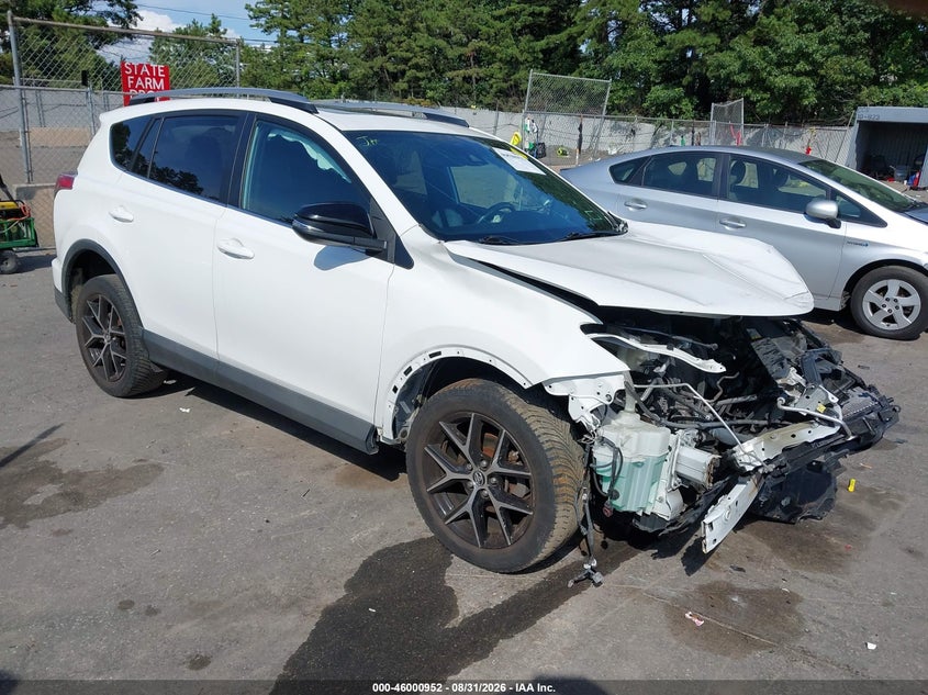 TOYOTA RAV4 - zdjęcie 1