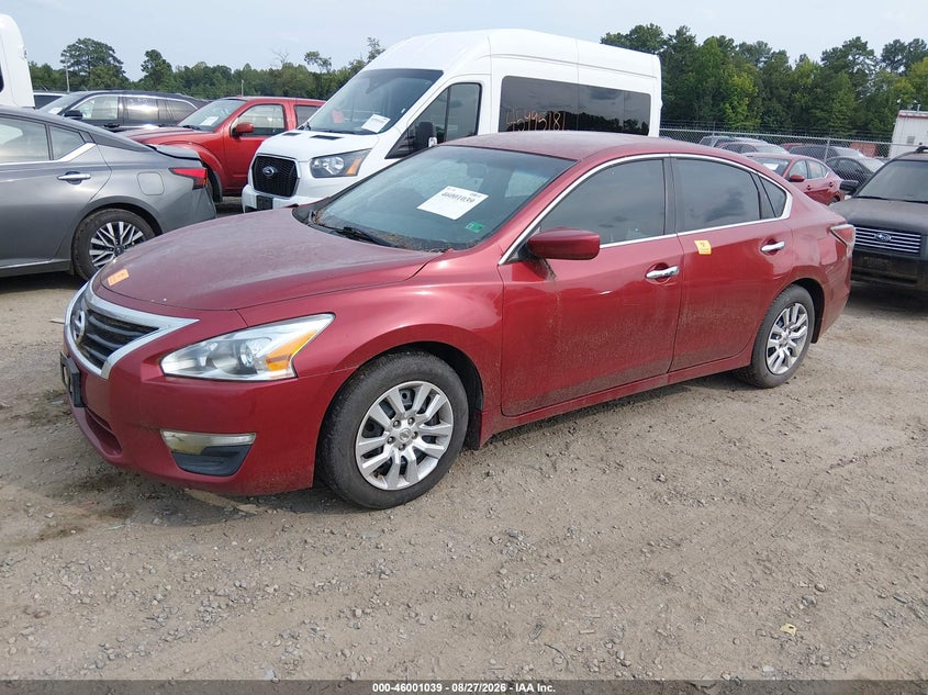 2014 Nissan Altima, Normal Wear & Tear, IAAI, VIN 1N4AL3AP6EC163207 — photo 2