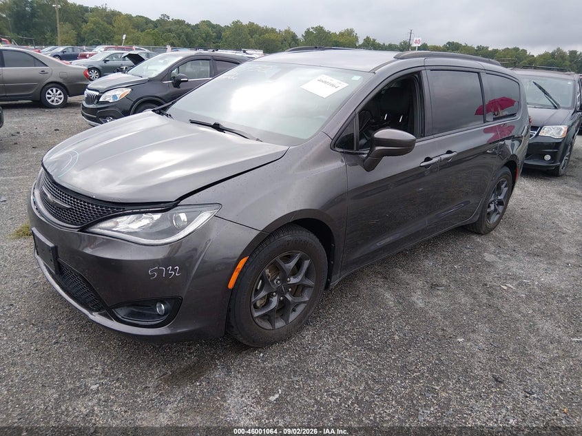 Vin: 2c4rc1bg8jr227541, lot: 46500409, chrysler pacifica touring l 20182