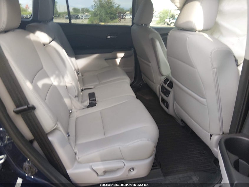 2016 HONDA PILOT auction photo 8