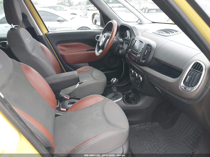 2014 FIAT 500L auction photo 5