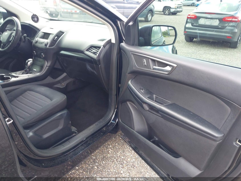 2017 FORD EDGE auction photo 5