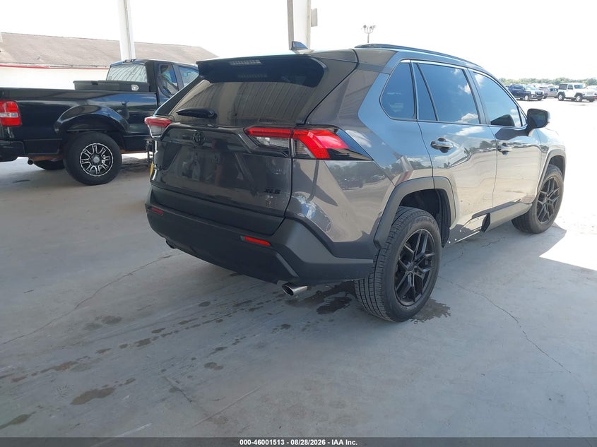 TOYOTA RAV4 - zdjęcie 4