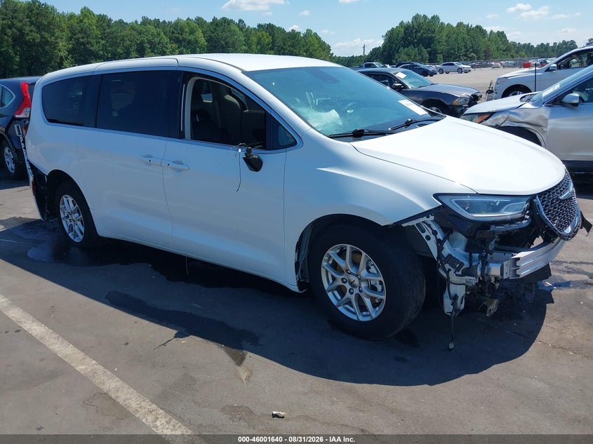 Vin: 2c4rc1bg0rr165404, lot: 46500985, chrysler pacifica touring l 2024 img_1