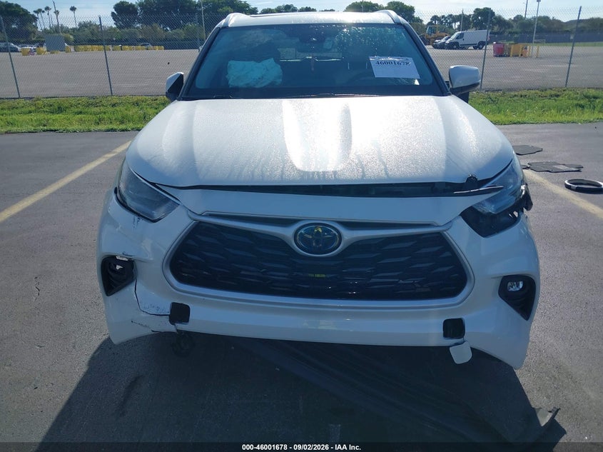 TOYOTA HIGHLANDER - zdjęcie 12