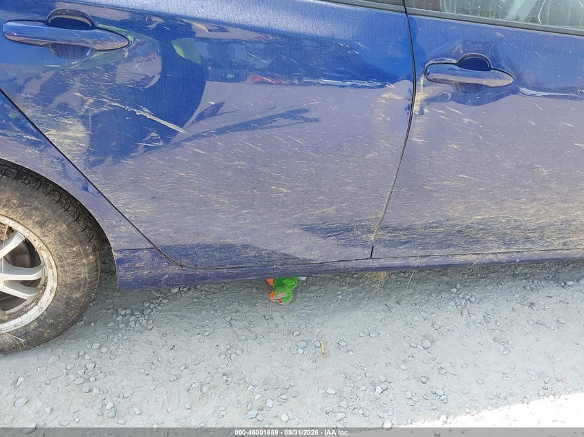TOYOTA PRIUS - zdjęcie 6