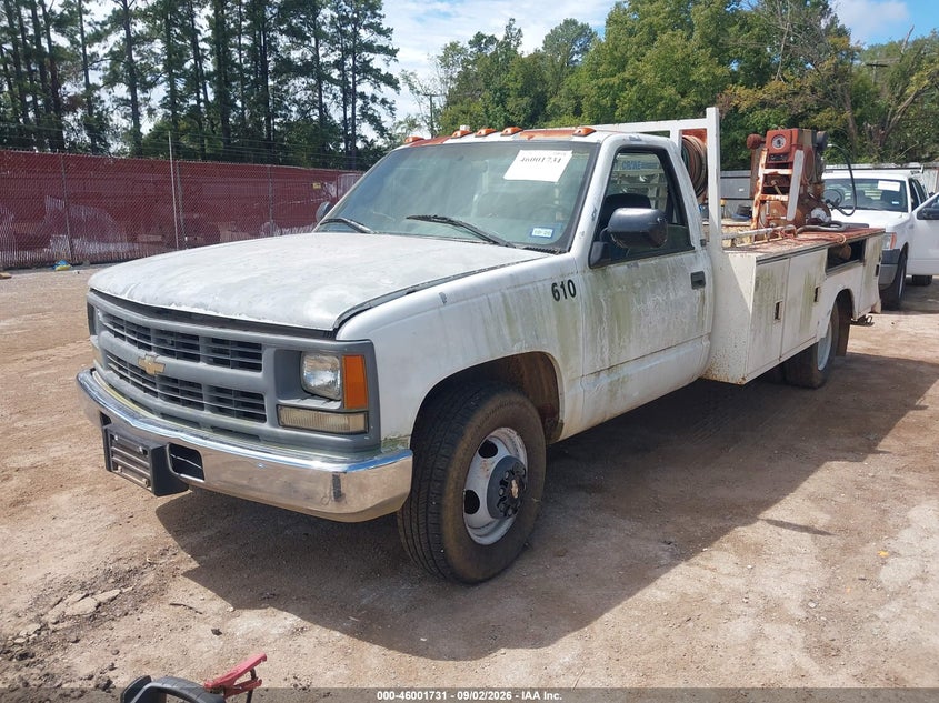 1995 CHEVROLET GMT-400 auction photo 2