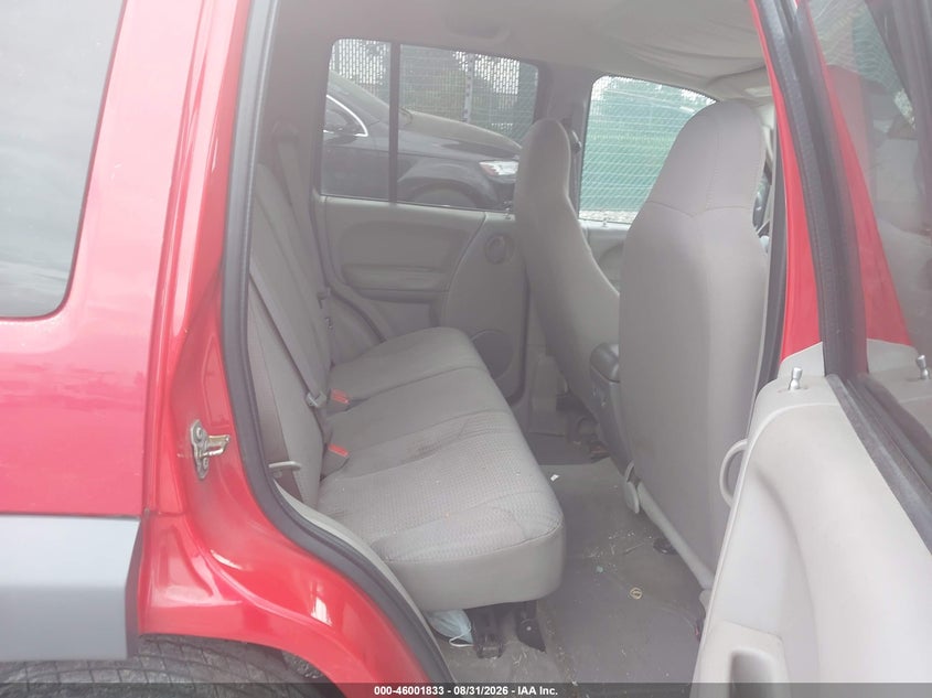 JEEP LIBERTY 2004 VIN 1J4GL48K94W326718