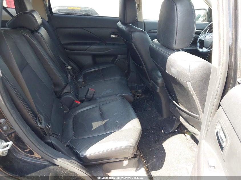 2018 MITSUBISHI OUTLANDER auction photo 8