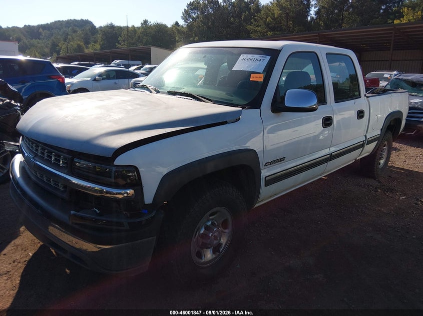 2001 Chevrolet Silverado, Front End, IAAI, VIN 1GCGC13U11F197544 — photo 2