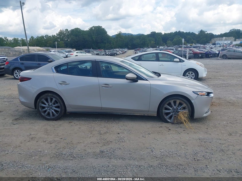 MAZDA MAZDA3 - zdjęcie 13