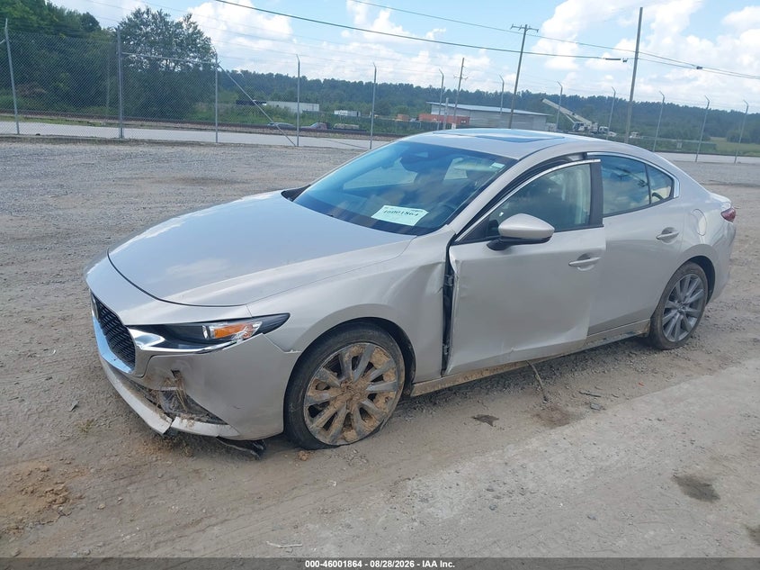 MAZDA MAZDA3 - zdjęcie 2