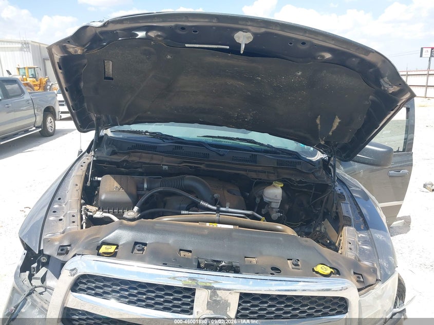 2019 RAM 1500 CLASSIC TRADESMAN 4X4 5'7 BOX · Фото 10
