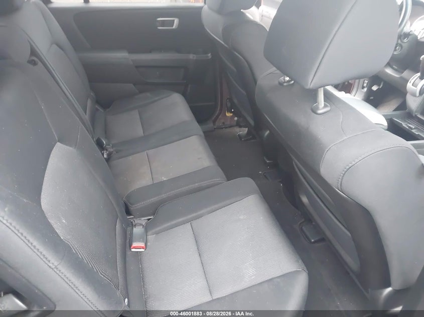 2011 HONDA PILOT auction photo 8
