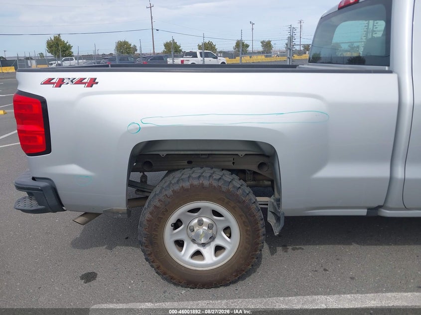 2018 CHEVROLET SILVERADO 1500 auction photo 6