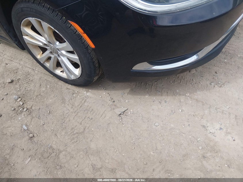 2015 CHRYSLER 200 auction photo 6
