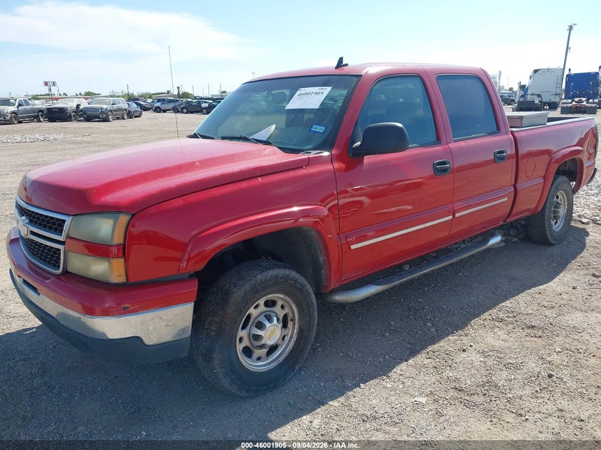 2006 CHEVROLET SILVERADO 1500HD auction photo 2