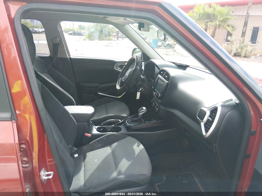 2021 KIA SOUL auction photo 5