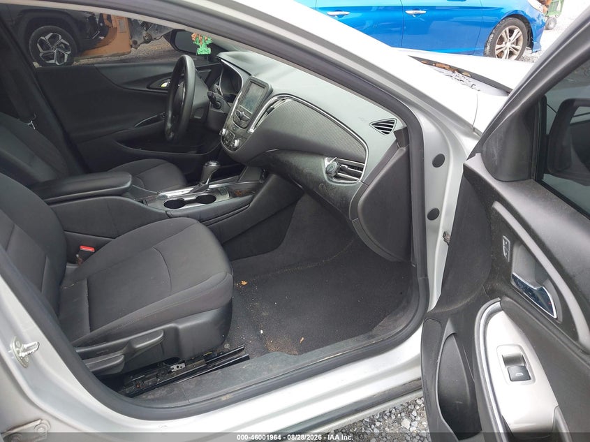 2018 CHEVROLET MALIBU auction photo 5
