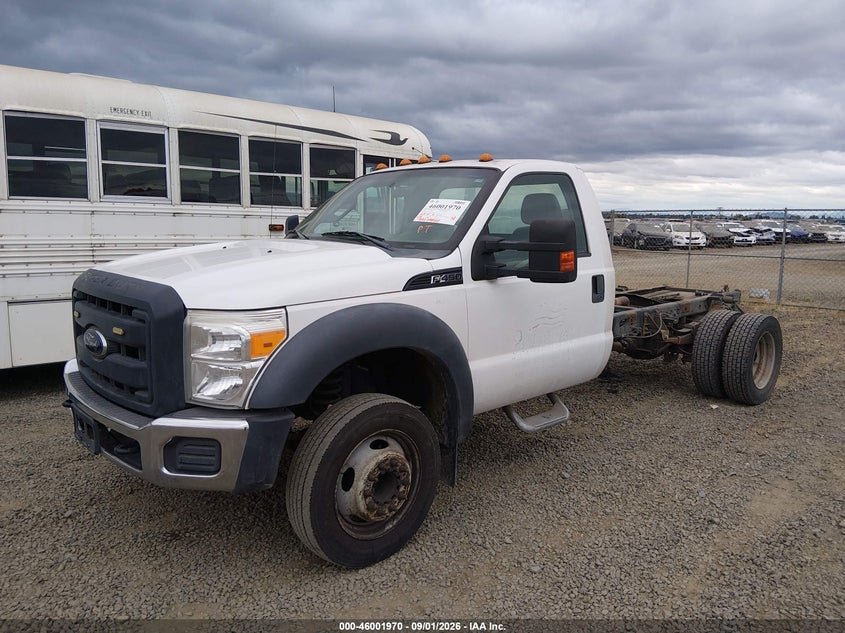 2012 FORD F-450 CHASSIS auction photo 2