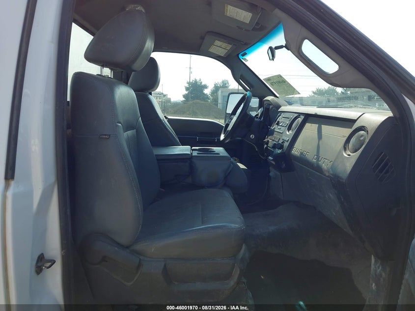 2012 FORD F-450 CHASSIS auction photo 5