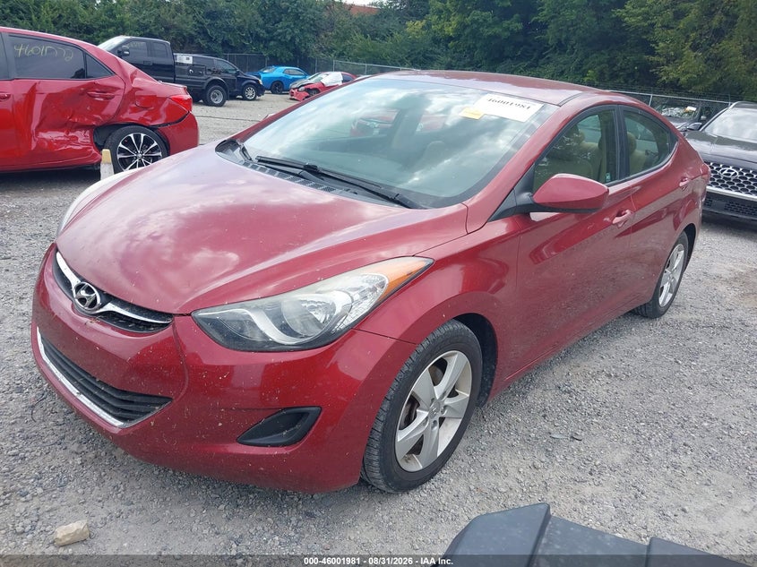 2013 HYUNDAI ELANTRA auction photo 2