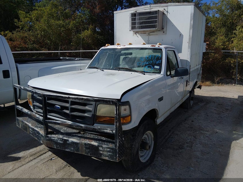 1997 Ford F250, Normal Wear & Tear, IAAI, VIN 1FTHF26H6VEA12271 — photo 2