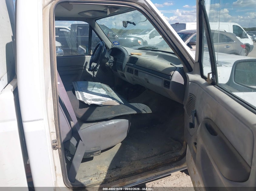 1997 FORD F-250 auction photo 5
