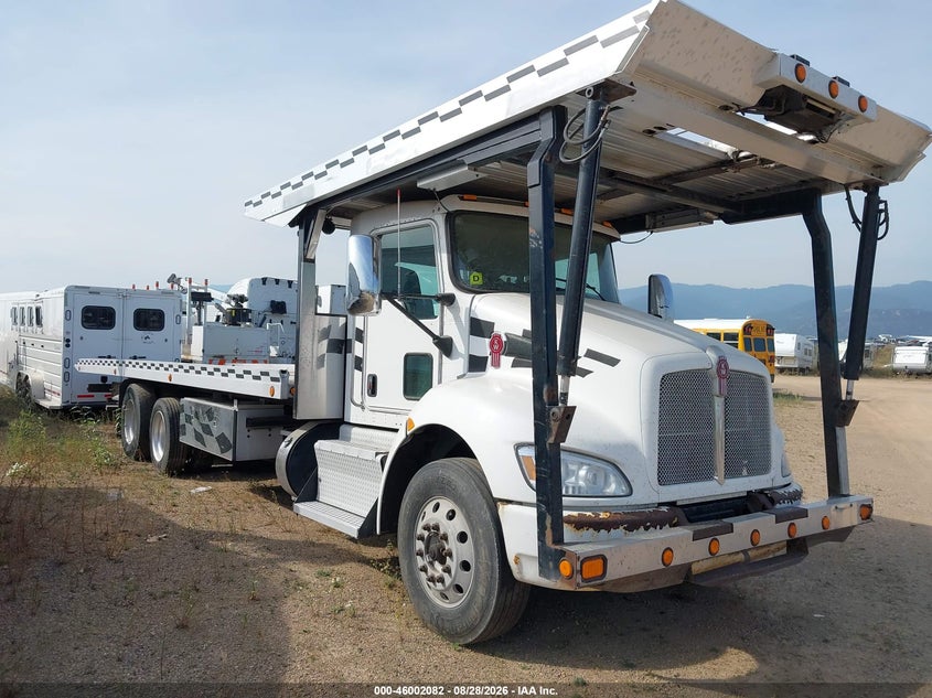 2012 KENWORTH CONSTRUCTION auction photo 1