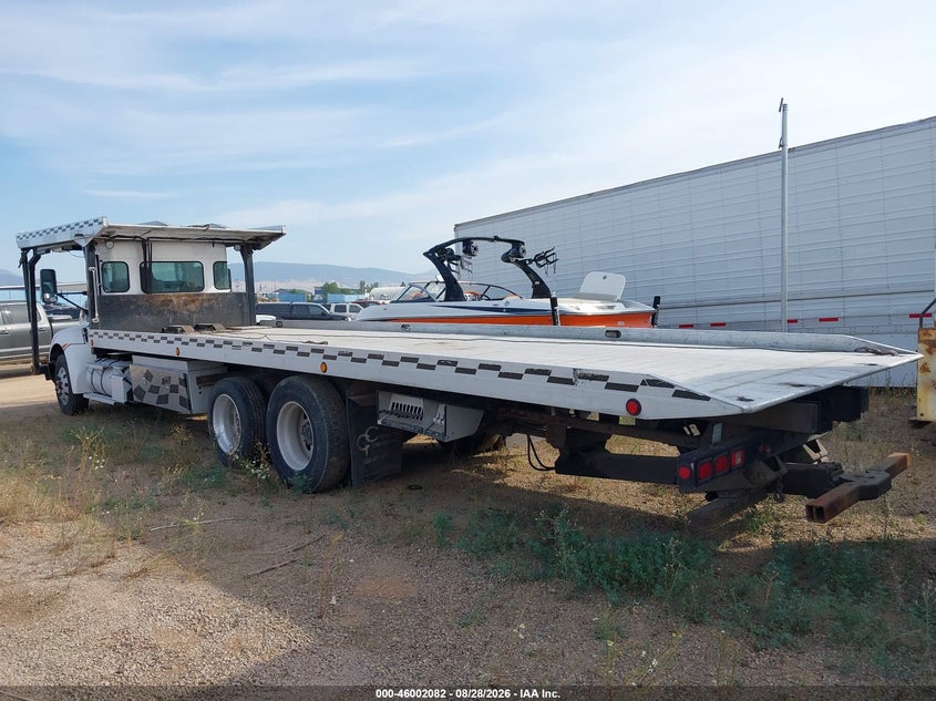 2012 KENWORTH CONSTRUCTION auction photo 3