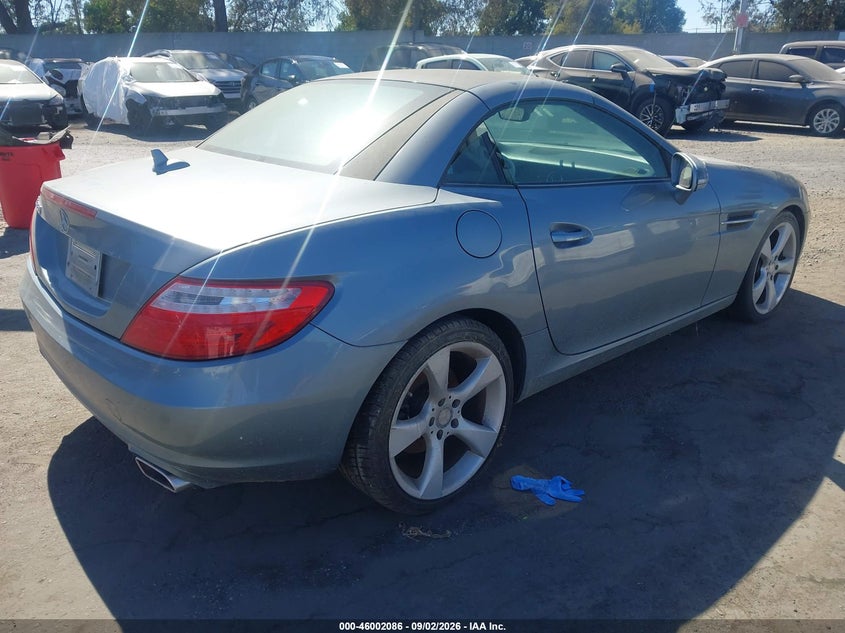 2012 MERCEDES-BENZ SLK 350 auction photo 4