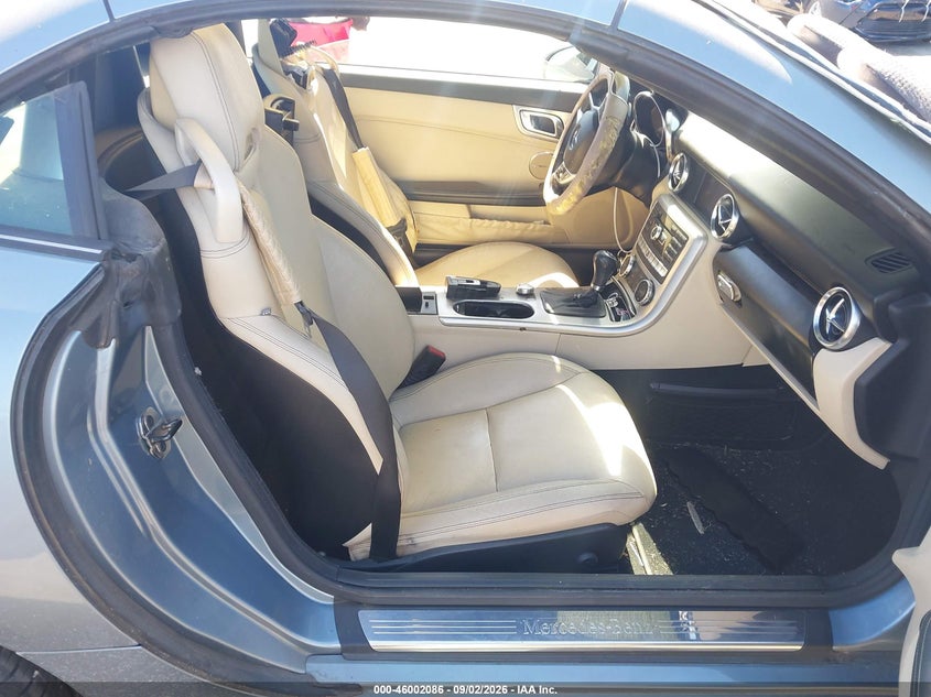 2012 MERCEDES-BENZ SLK 350 auction photo 5