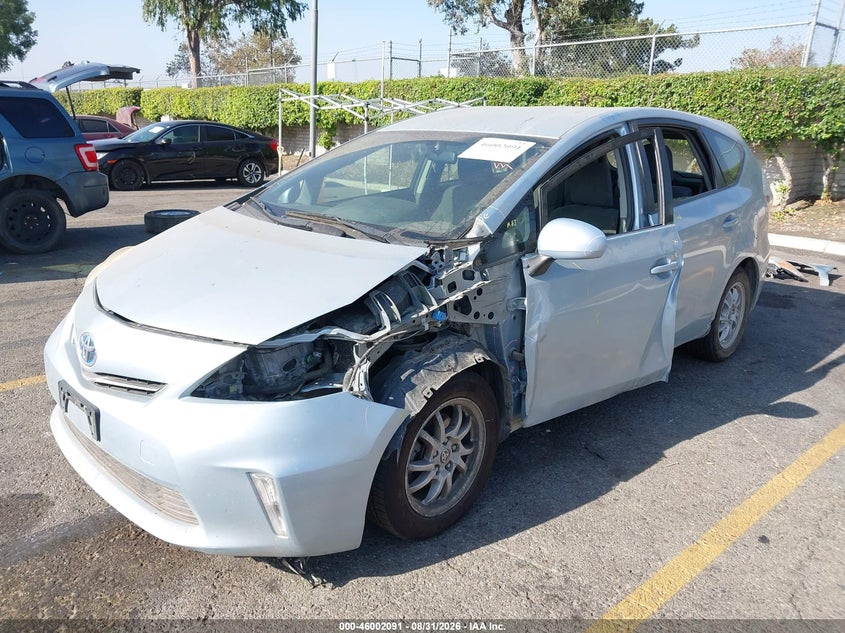 Vin: jtdzn3eu1e3310802, lot: 46501435, toyota prius v two 20142