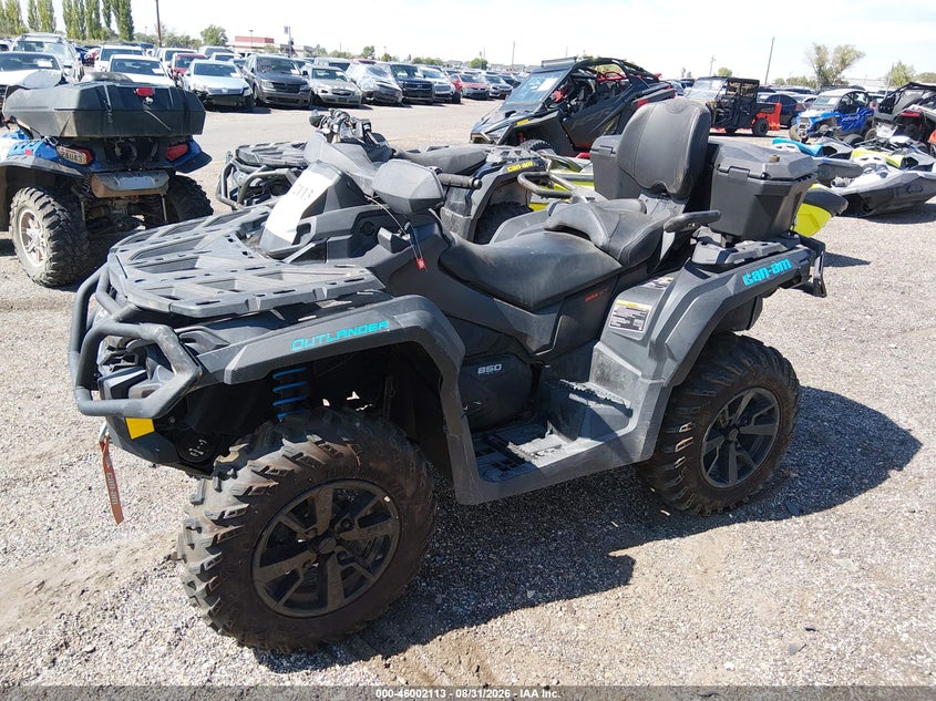 CAN-AM OUTLANDER MAX 2021