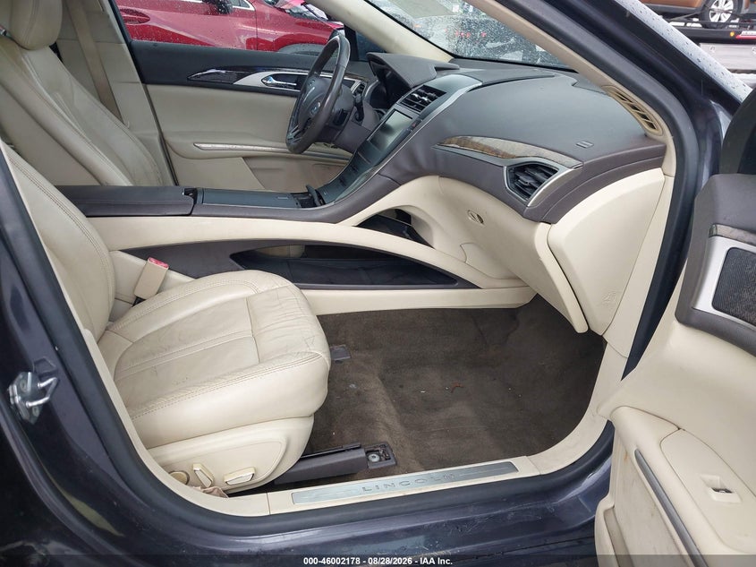 2013 LINCOLN MKZ auction photo 5