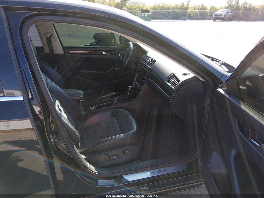 2014 VOLKSWAGEN PASSAT auction photo 5