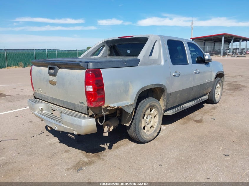2010 CHEVROLET AVALANCHE 1500 auction photo 4