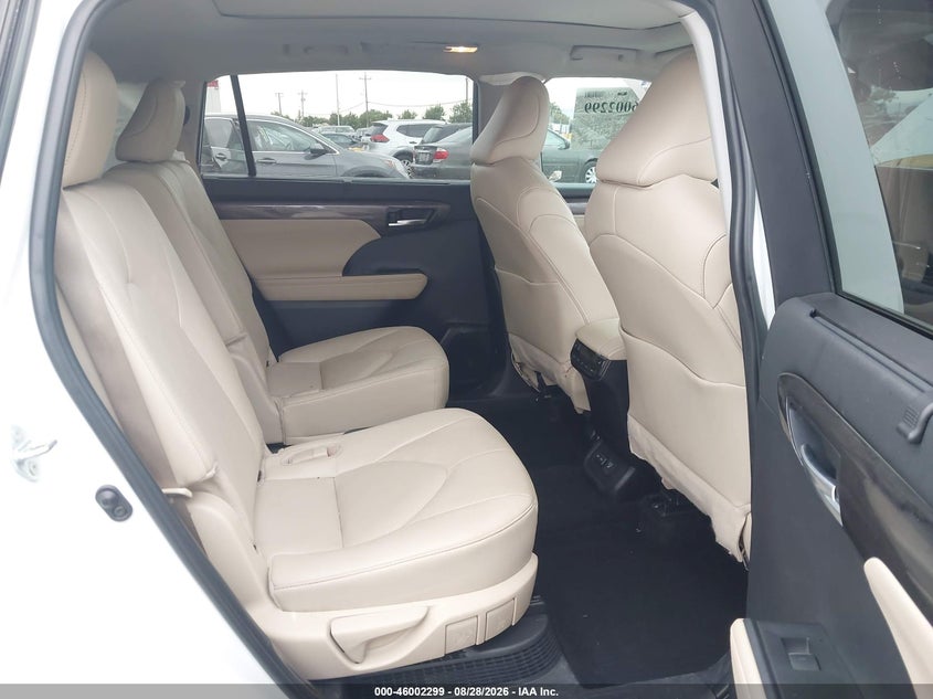 2024 TOYOTA HIGHLANDER SPORT UTILITY VEHICLE 2.5L I-4 DI, DOHC, VVT, REGULAR , 186HP