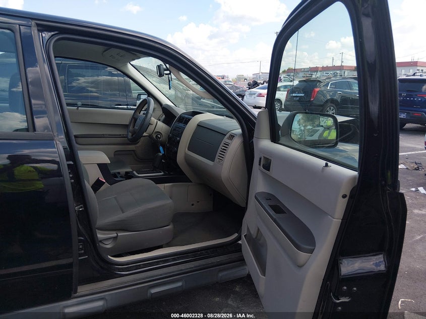 2012 FORD ESCAPE auction photo 5