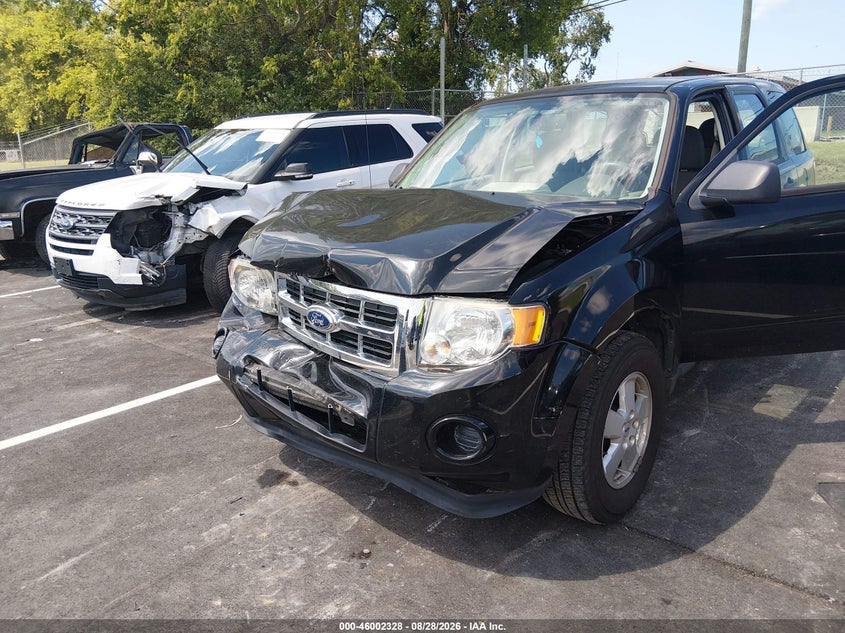 2012 FORD ESCAPE auction photo 6