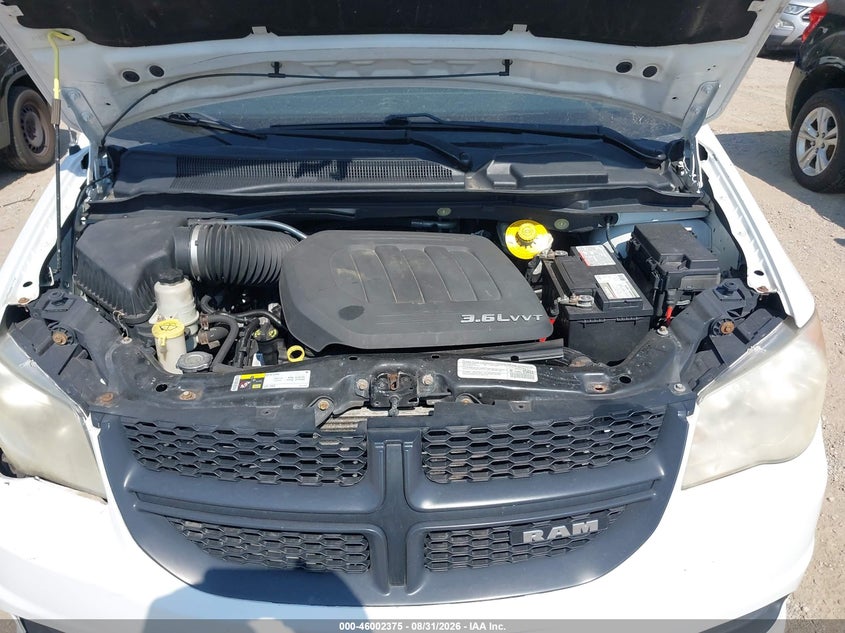 RAM CARGO 2014 VIN 2C4JRGAG7ER322369